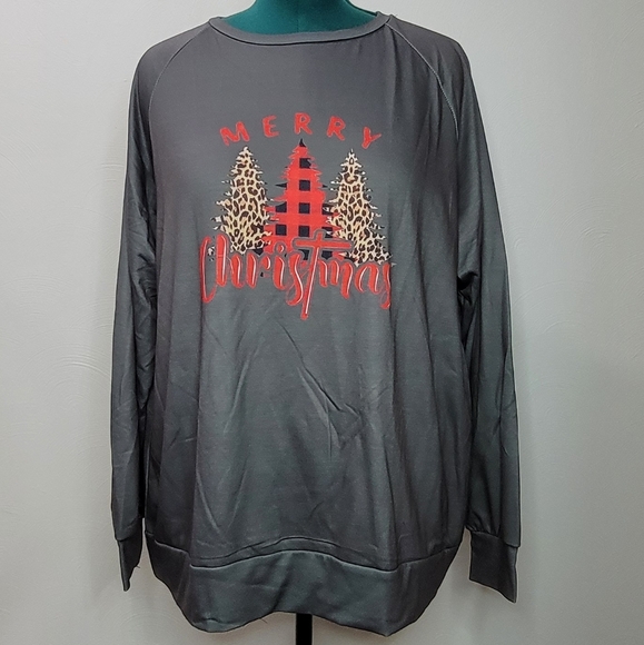 NWOT Women's Christmas Shirt - Picture 1 of 3